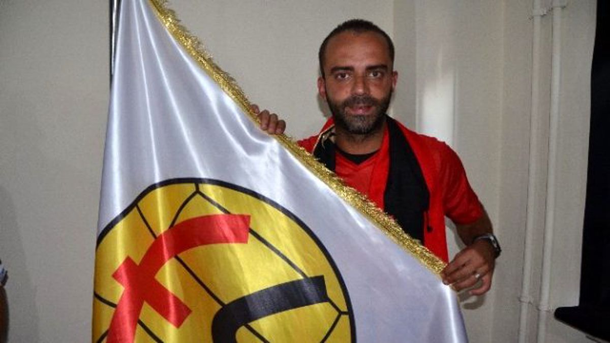 Yıldız Oyuncu Semih Şentürk Eskişehirspor\'da