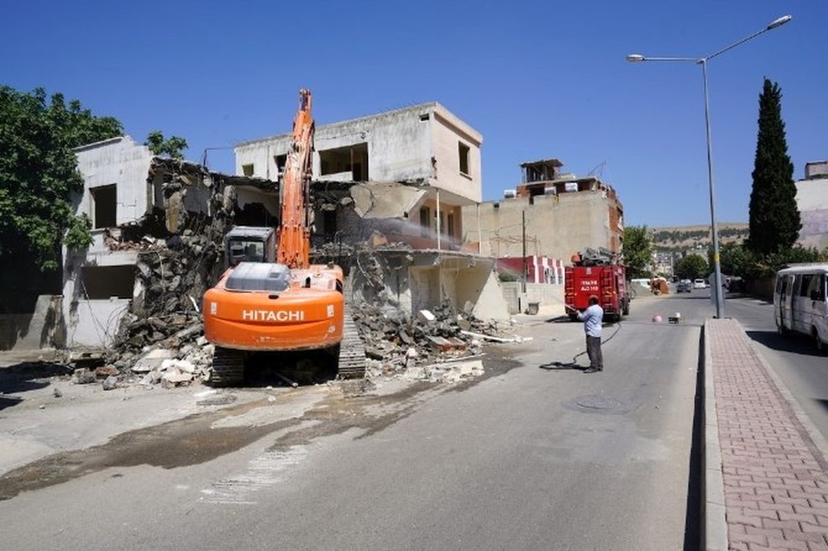 Adıyaman\'da, Yollar Genişletiliyor