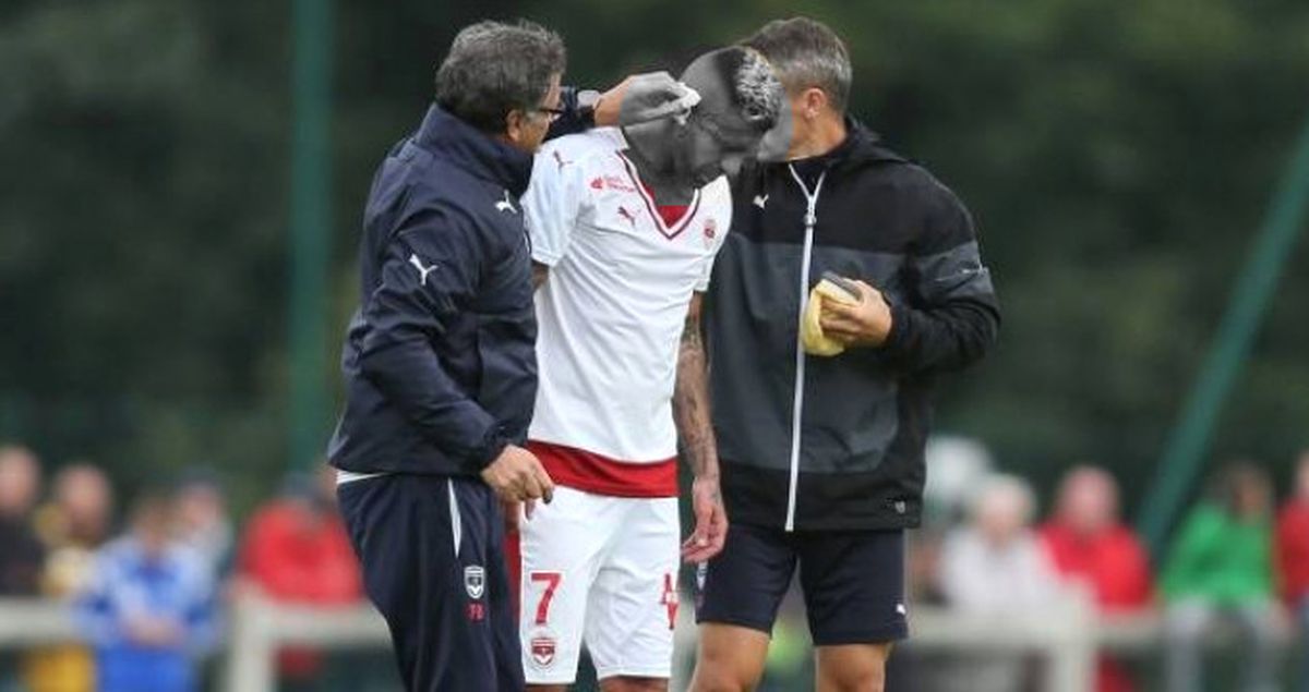 Bordeaux'un Yıldızı Jeremy Menez'in Maç Esnasında Kulağı Koptu