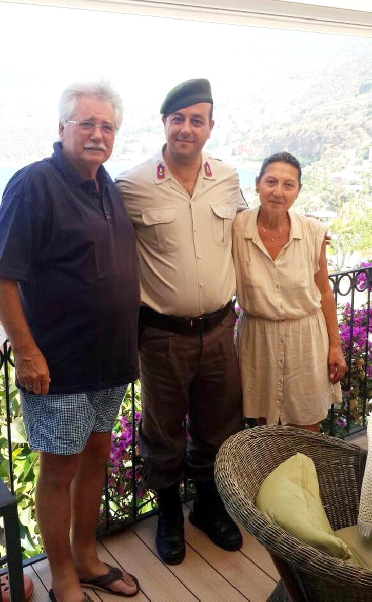 \'Fetö\'ye Adın Karıştı\' Diyen Dolandırıcılara 100 Bin Lira Kaptırdı