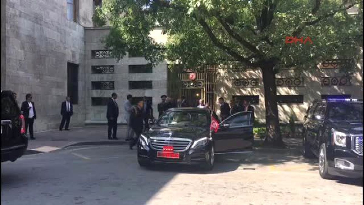 Genelkurmay Başkanı Akar, TBMM Başkanı İsmail Kahraman\'ı Ziyaret Etti