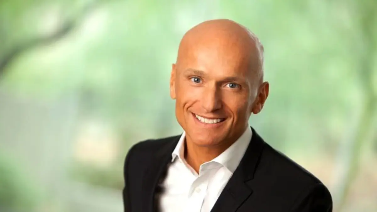 GoDaddy Yatırımcı ile alan adı açık artırmaları mobile geldi