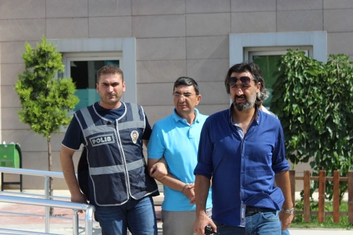 Hakim Burhan Yaz Yakalandı