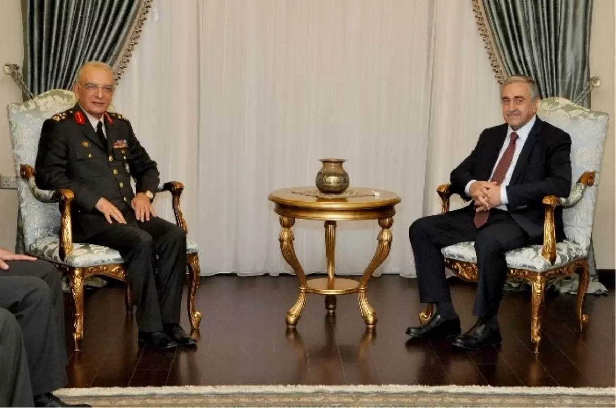 KKTC'de Yeni Komutanlar Cumhurbaşkanı ve Başbakan Tarafından Kabul Edildi