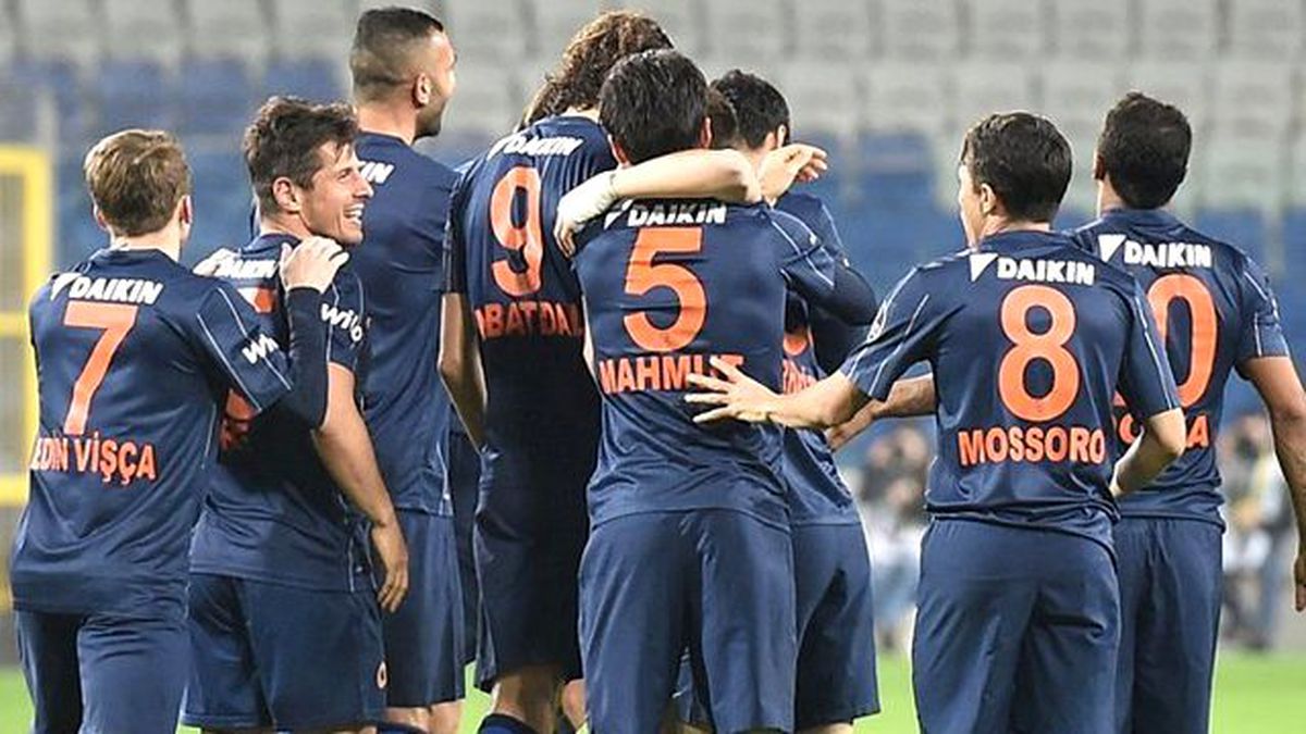 Medipol Başakşehir, UEFA Avrupa Ligi'nde Rijeka ile 2-2 Berabere Kaldı