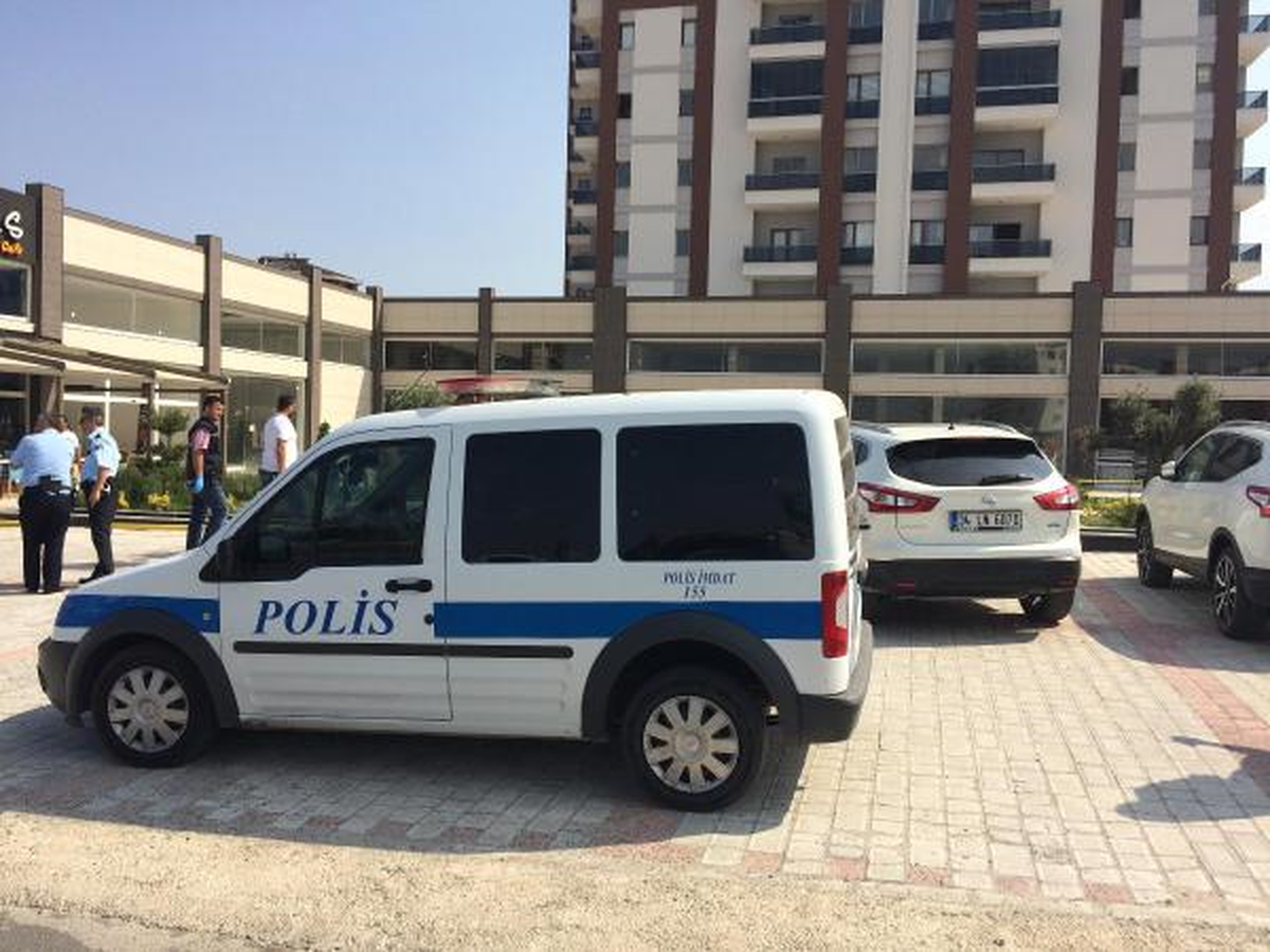 Müteahhidin Bürosuna Silahlı Saldırı: 1 Ölü, 2 Yaralı