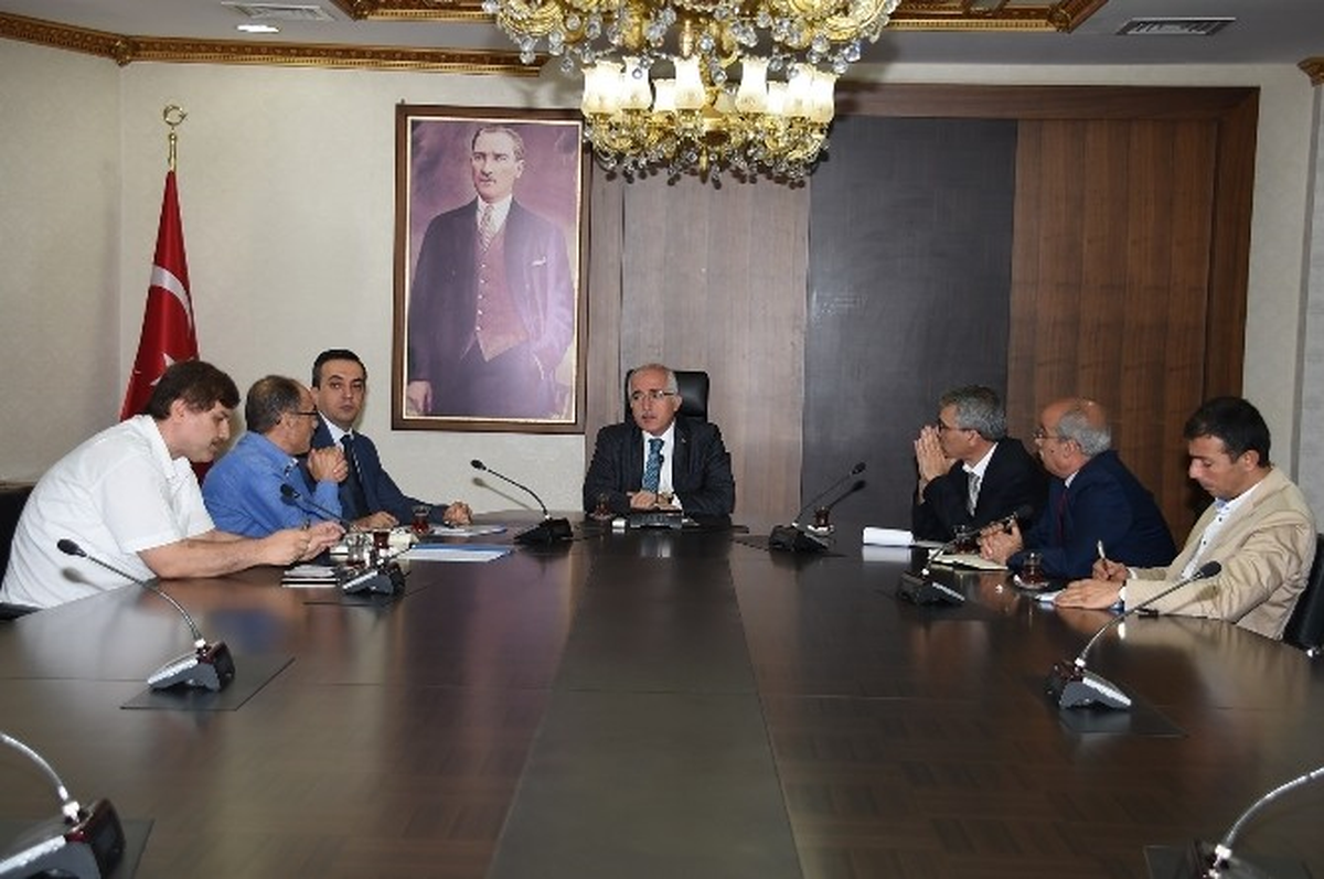 Rabia Meydanı İçin Toplandılar