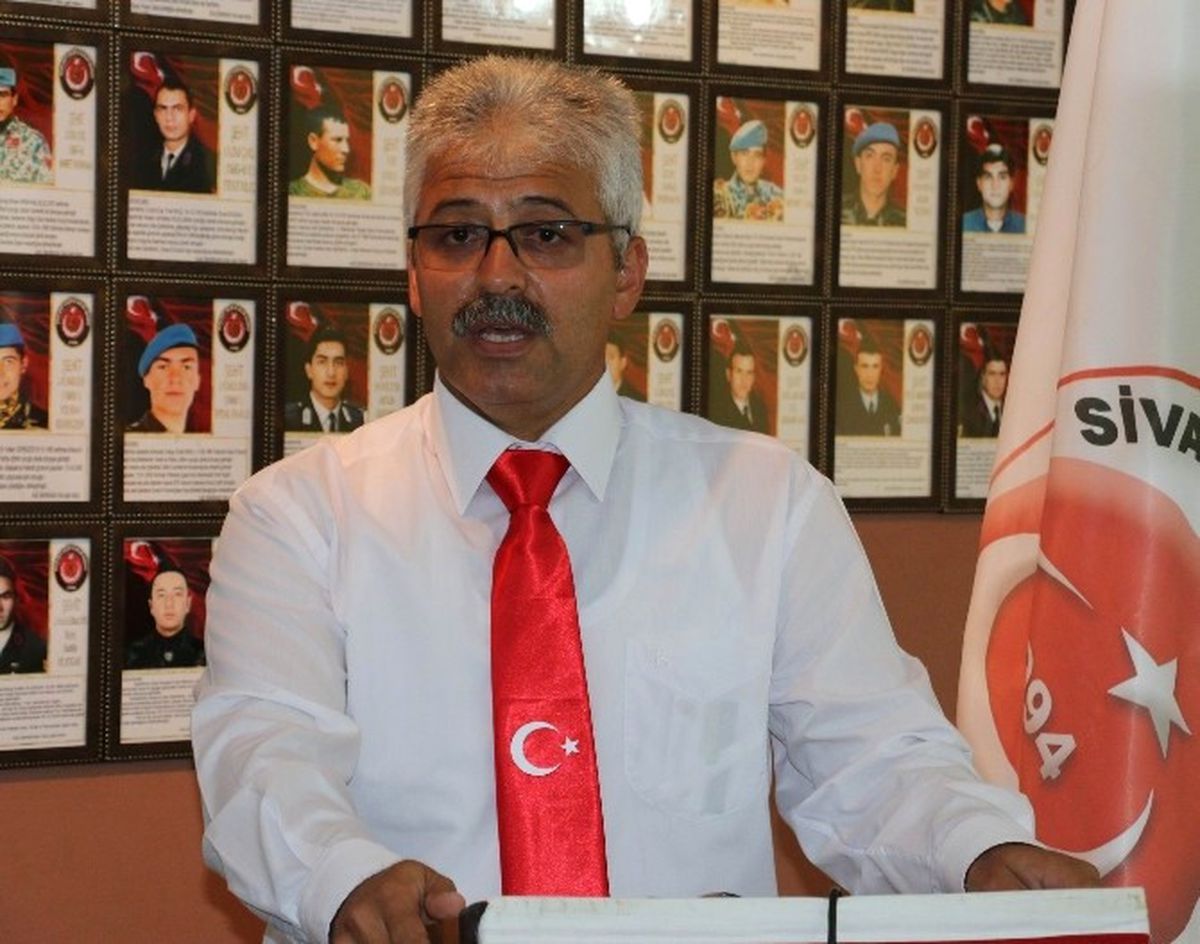 Sivas Şehit Aileleri ve Gazileri Derneği\'nden Darbe Girişimine Tepki