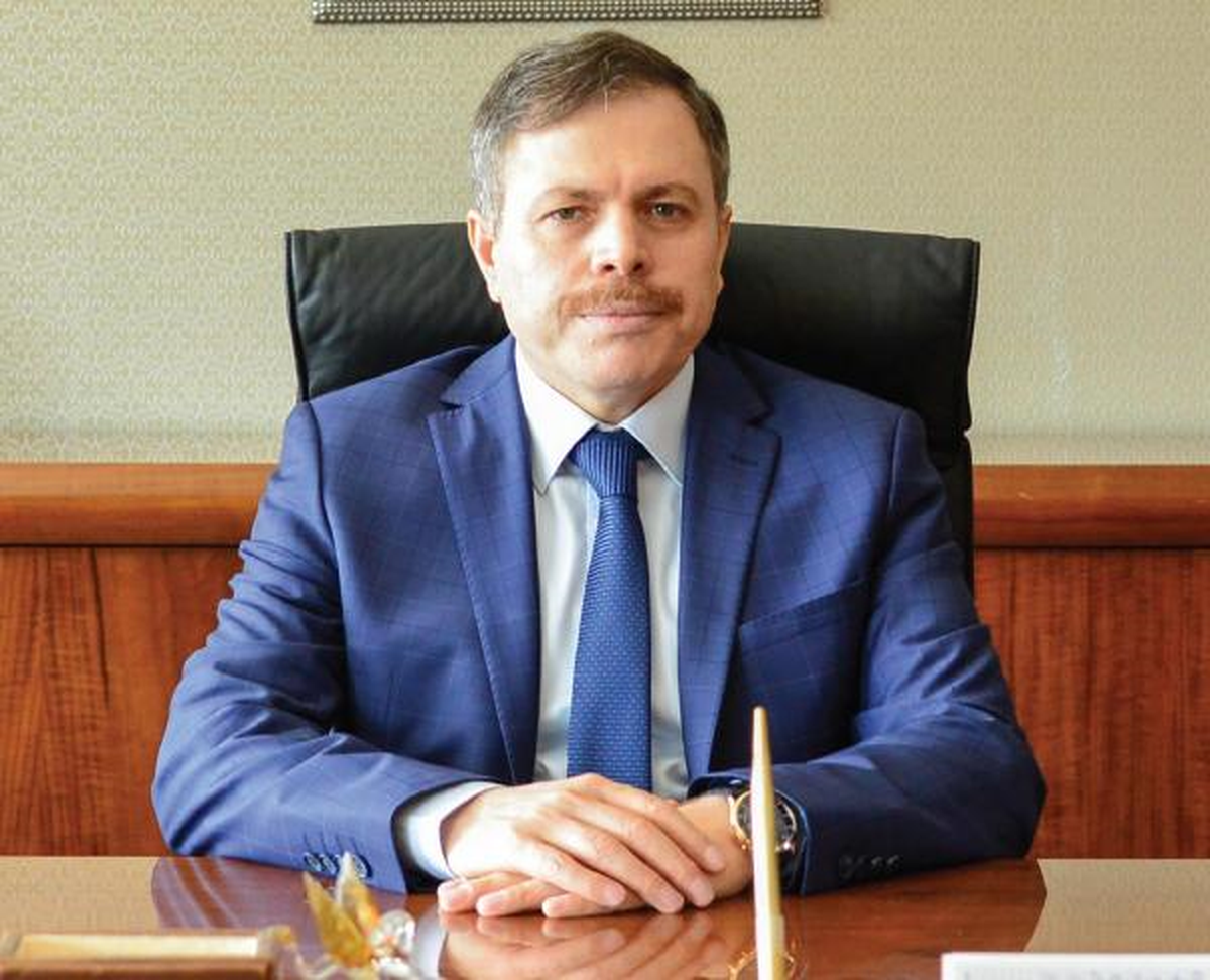 Uşak Üniversitesi\'nde Dekanlar Göreve Döndü