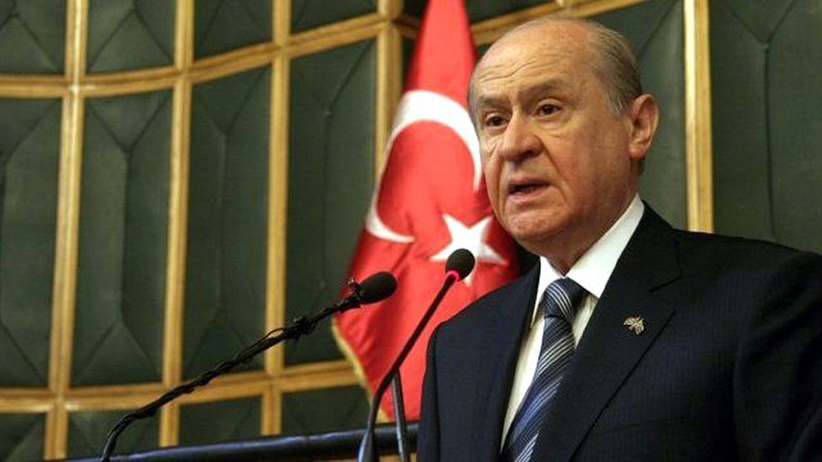 Bahçeli'den Miting Uyarısı: Parti Bayrağı Getirmeyin, Slogan Atmayın