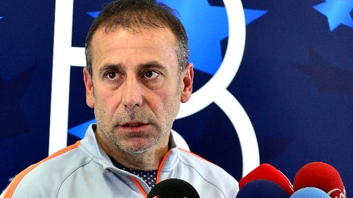 Medipol Başakşehir Teknik Direktörü Avcı: Play-off Turunu Geçip Gruplara Kalmak İstiyoruz