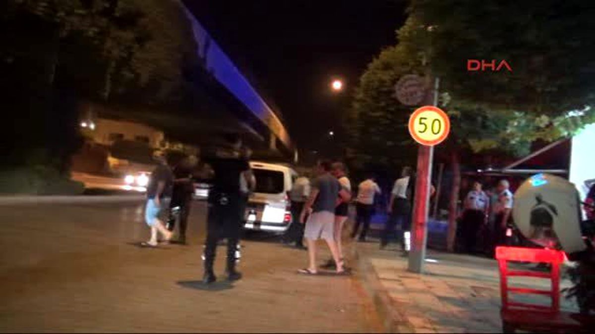 Adana\'da Silahlı Çatışma 1 Polis Şehit, 2\'si Polis, 3 Yaralı