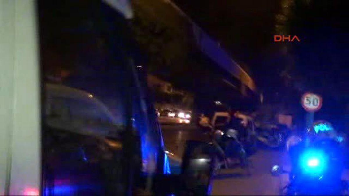 Adana\'da Silahlı Çatışma 1 Polis Şehit, 2\'si Polis, 3 Yaralı