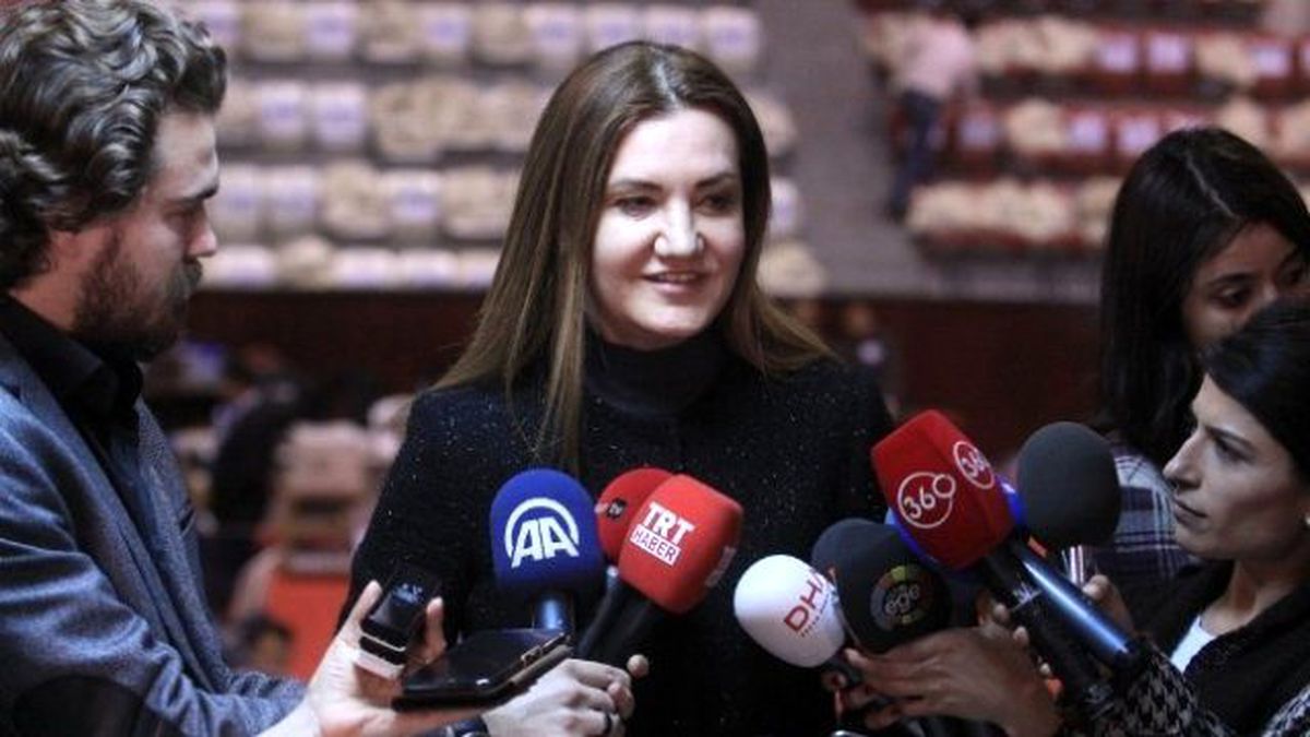 20 İlde Demokrasi Nöbetine Katılan Vatandaşlarla Yapılan Araştırma Ses Getirdi