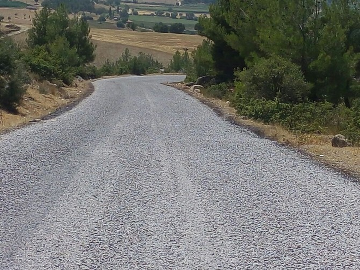 Akpınar, Kaşıkçı ve Pınarbaşı\'na 9 Kilometrelik Asfalt