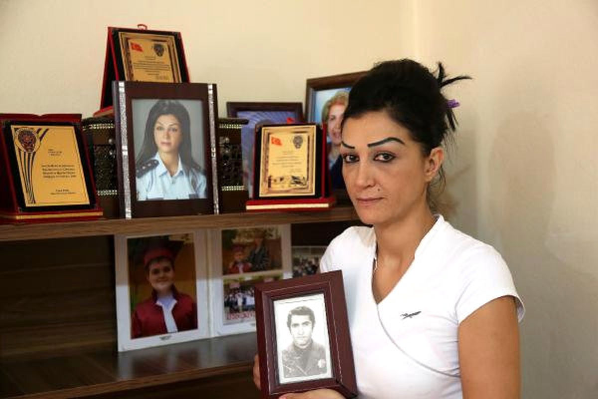Alevi Olduğu İçin Fetö Kurbanı Olan Kadın Emniyet Amiri Göreve İadesini İstiyor