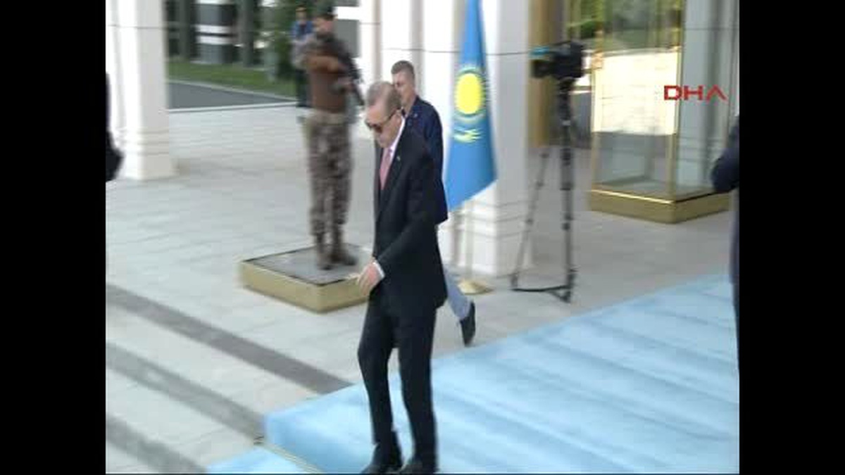Cumhurbaşkanı Erdoğan, Kazakistan Cumhurbaşkanı Nazarbayev\'i Resmi Törenle Karşıladı