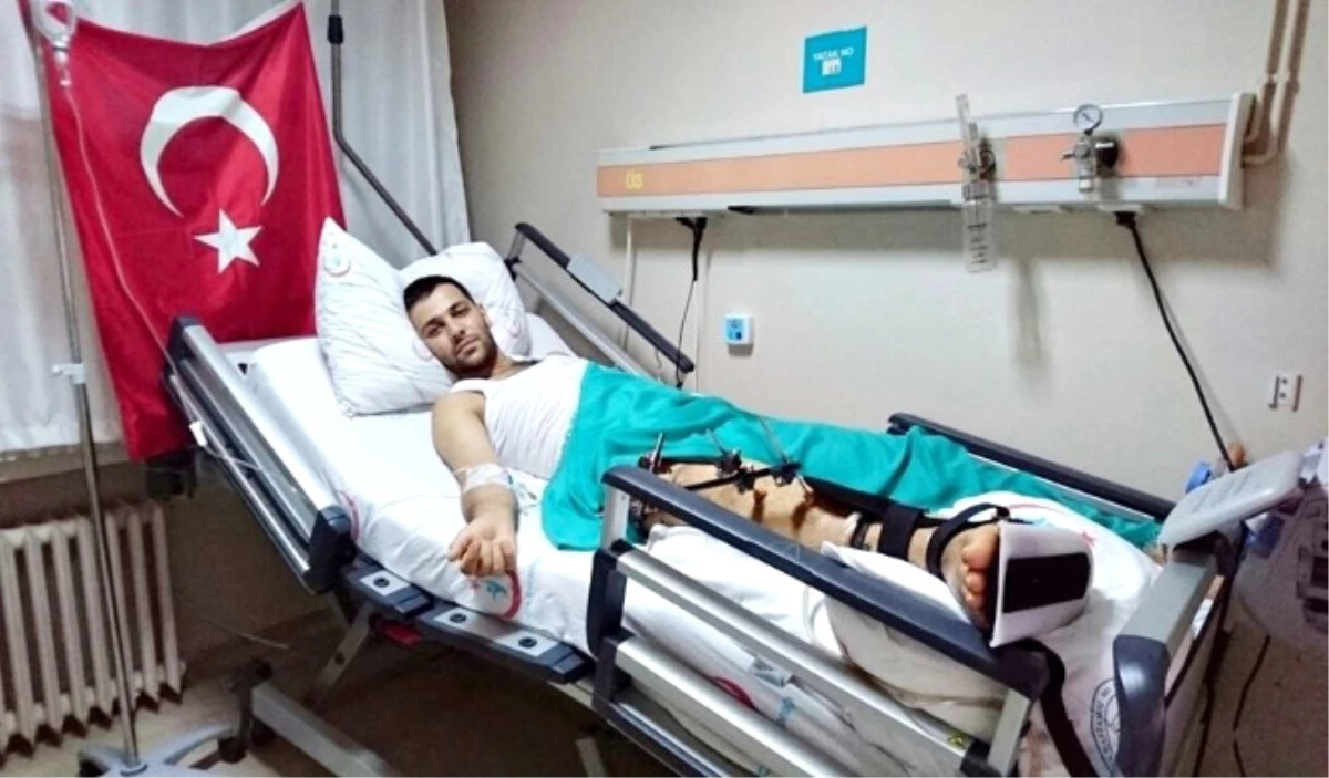 Darbe Girişimi Sırasında Yaralanan Genç: "Bacaksız Yaşanır, Vatansız Yaşanmaz"