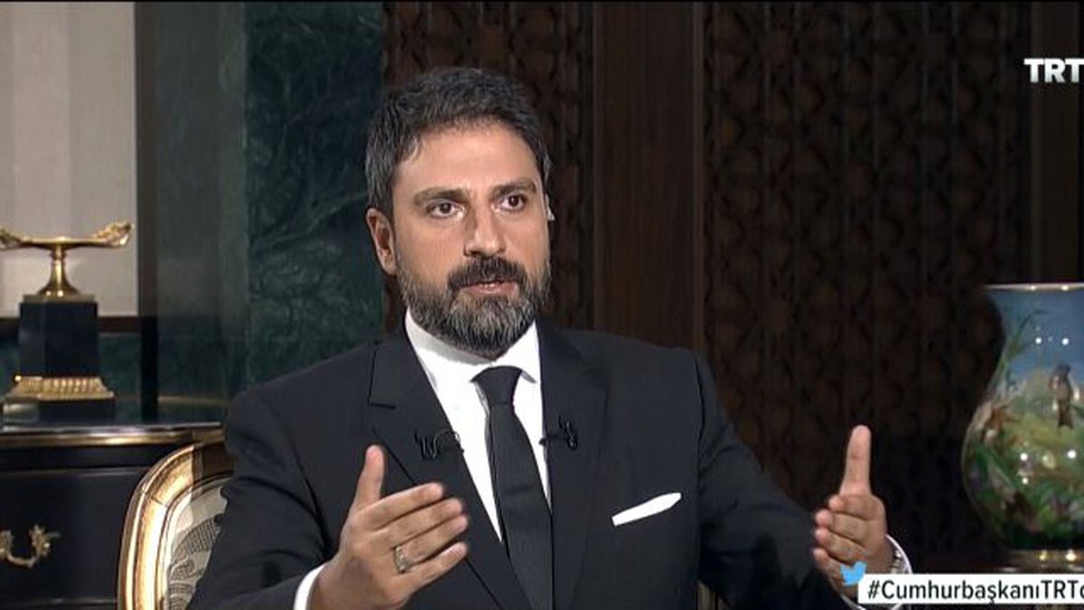 Erhan Çelik, Erdoğan'ın Huzurunda Hakkındaki İddiaları Dile Getirdi