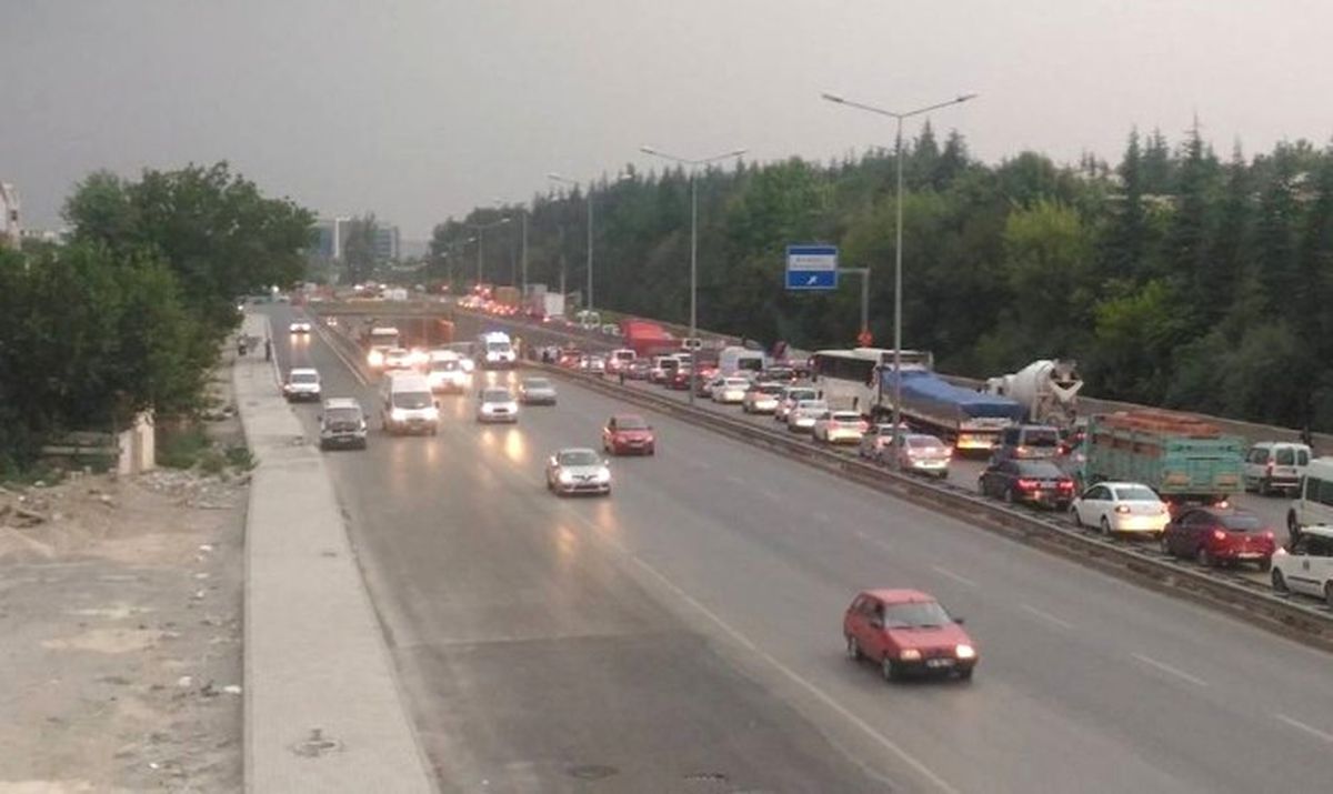 Eskişehir\'de Sağanak Yağış