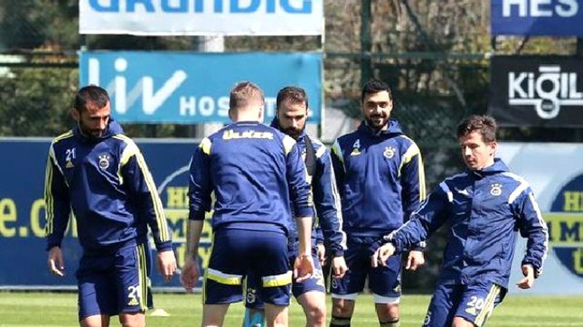 Fenerbahçe 1 Günlük İznin Ardından Çalışmalara Başladı