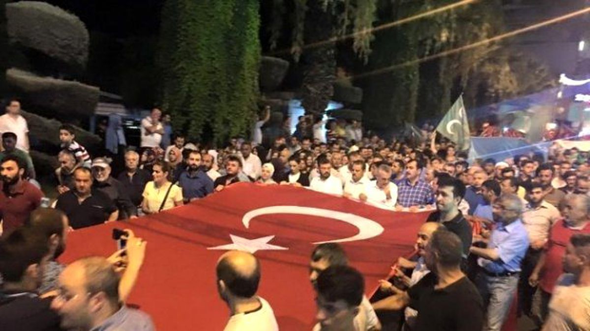Fetö\'nün Darbe Girişimine Tepkiler