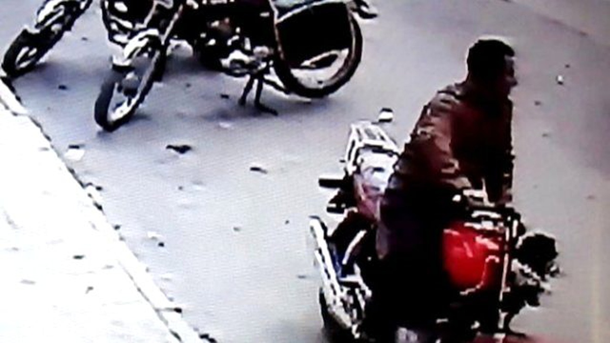 Gaziantep\'te Mobilet Hırsızlığı Güvenlik Kamerasına Yansıdı