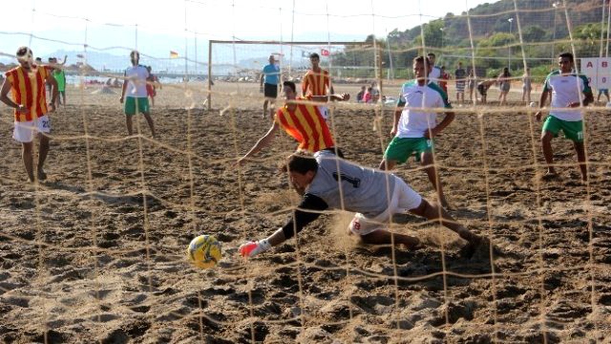 Plaj Futbolunda Şampiyon Tepebaşı