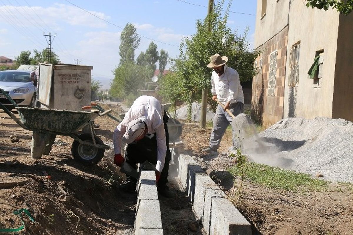 Güroymak Belediyesi\'nden Hummalı Çalışma