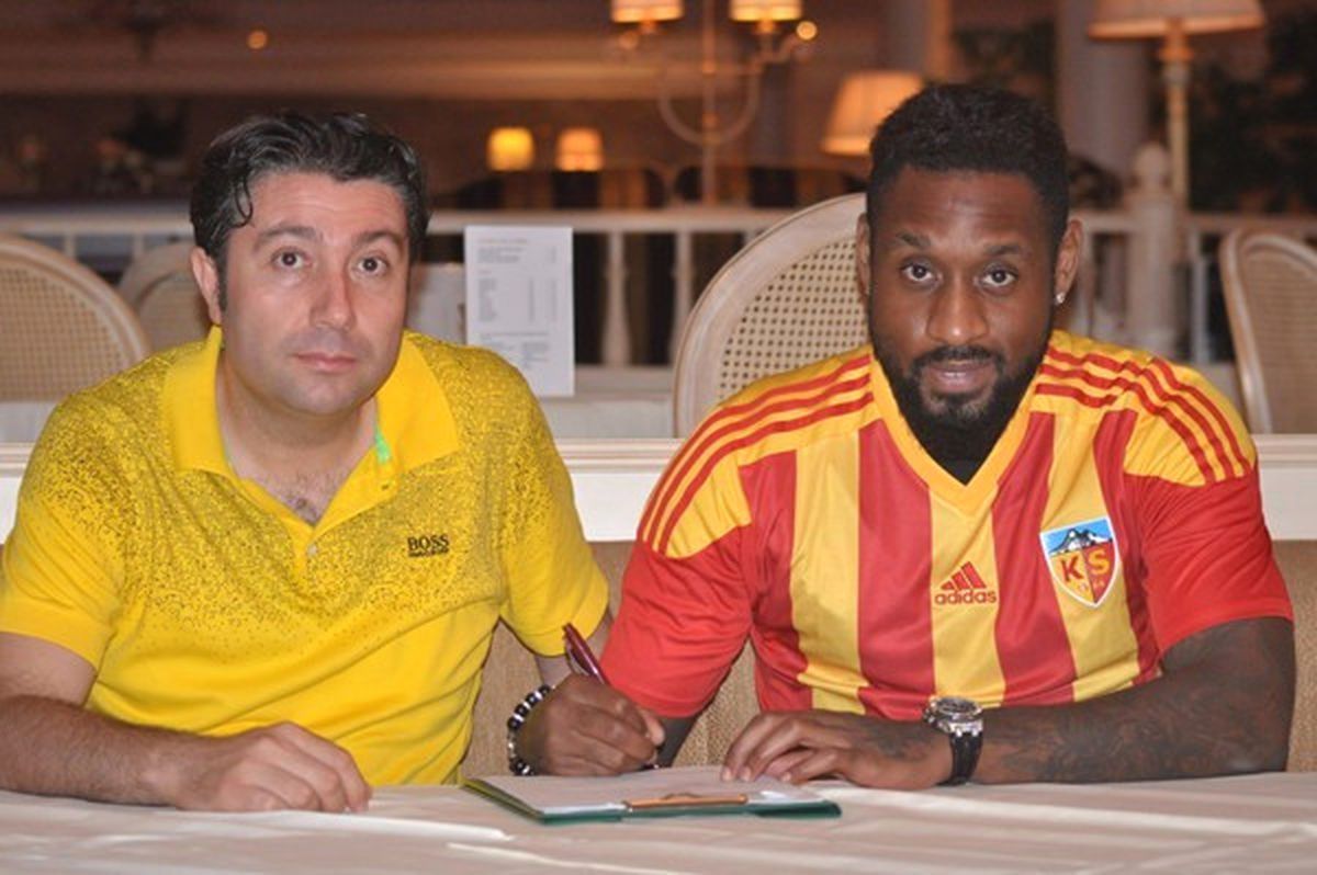 Kana-Bıyık Kayserispor\'da