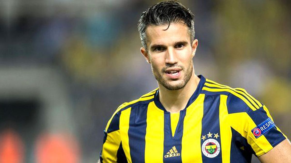 Leicester City, Fenerbahçeli Robin van Persie'nin Peşine Düştü