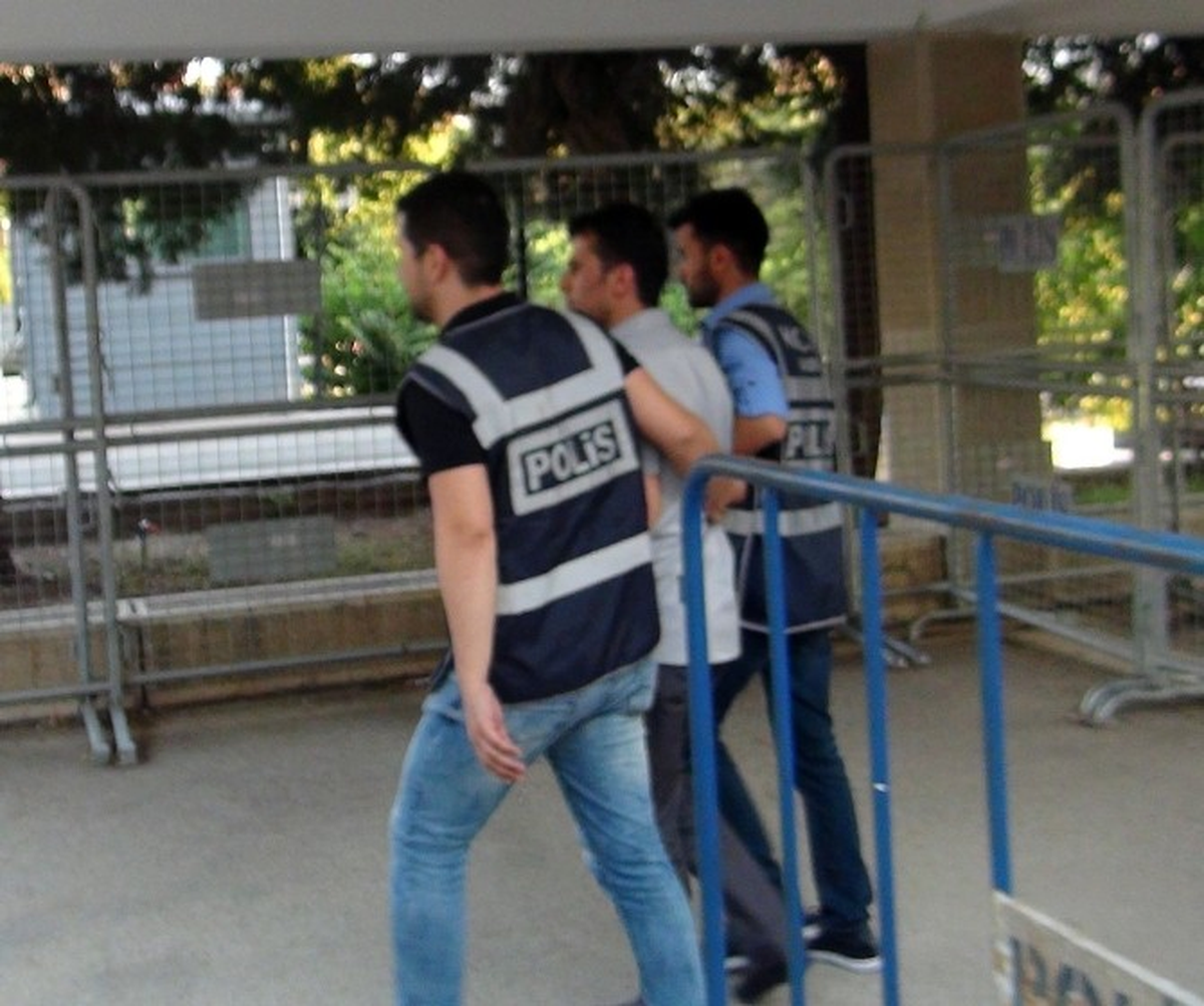 Mardin\'deki Fetö Soruşturmasında 5 Tutuklama