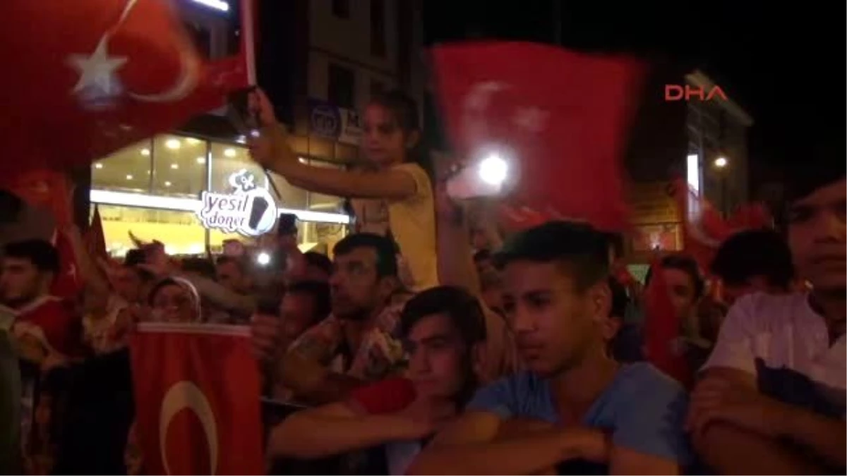 Nevşehir\'de Demokrasi Nöbeti Sürüyor