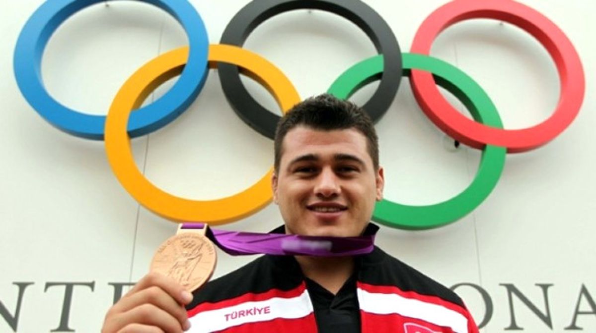 Olimpiyatta Türkiye\'nin Bayrağını Kayaalp Taşıyacak