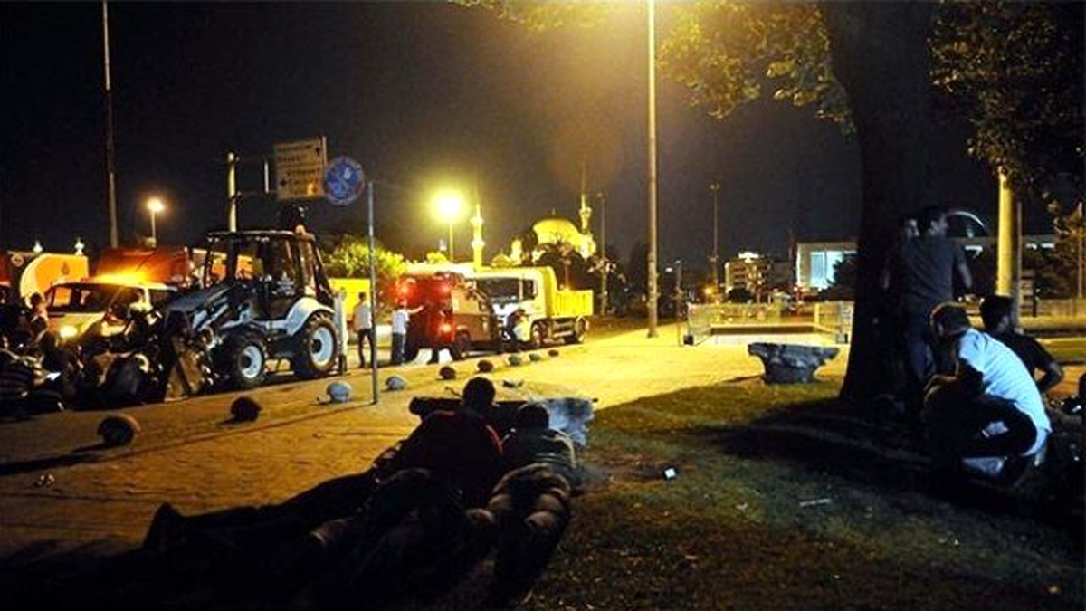 15 Temmuz Gecesi İbb Binası Önünde Yaralanan Erol Bulut Yaşadıklarını Anlattı