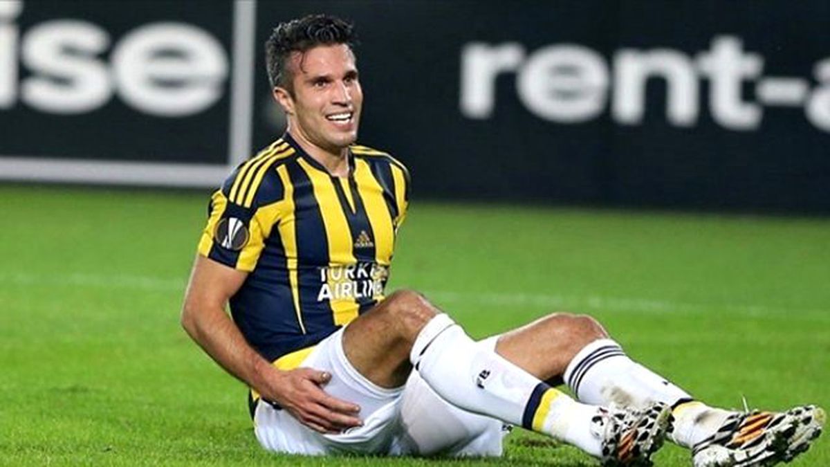 Pereira, Robin van Persie'nin Oynaması İçin Hazırlık Maçı İstedi