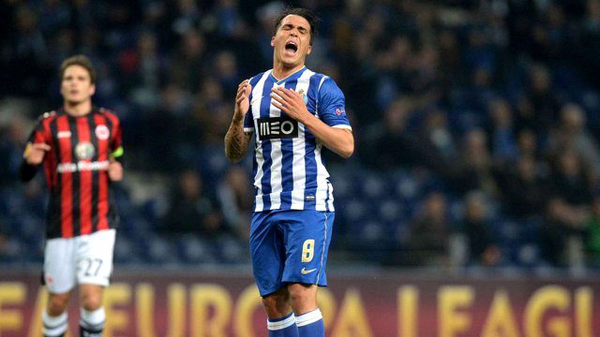 Porto'da Forma Giyen Josue, Galatasaray İnadı Yüzünden Kadro Dışı Kaldı