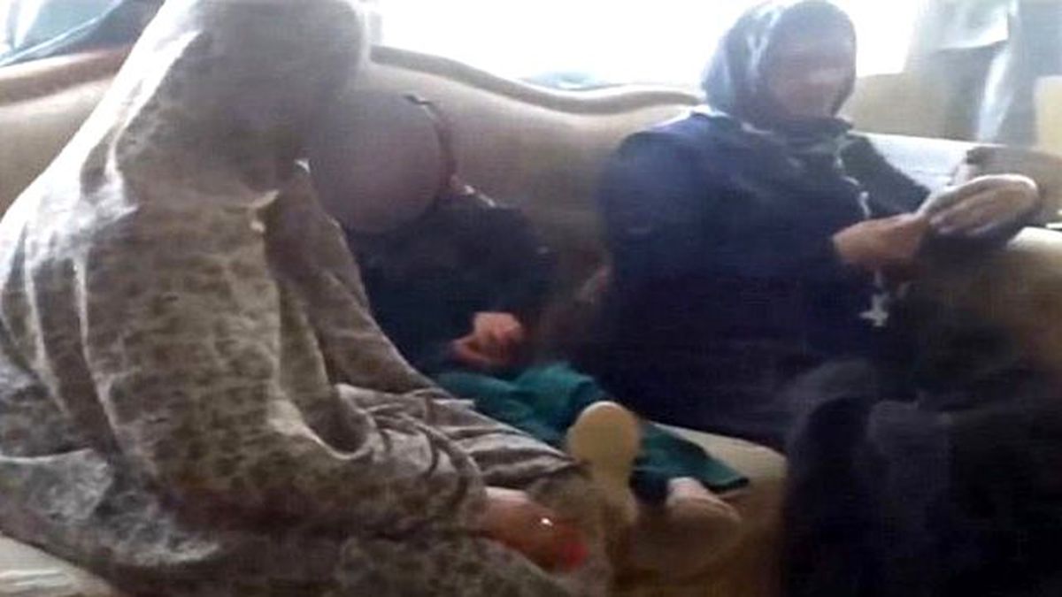 Afganistan'da 6 Yaşındaki Kız Çocuğu 55 Yaşındaki Adamla Zorla Evlendirildi