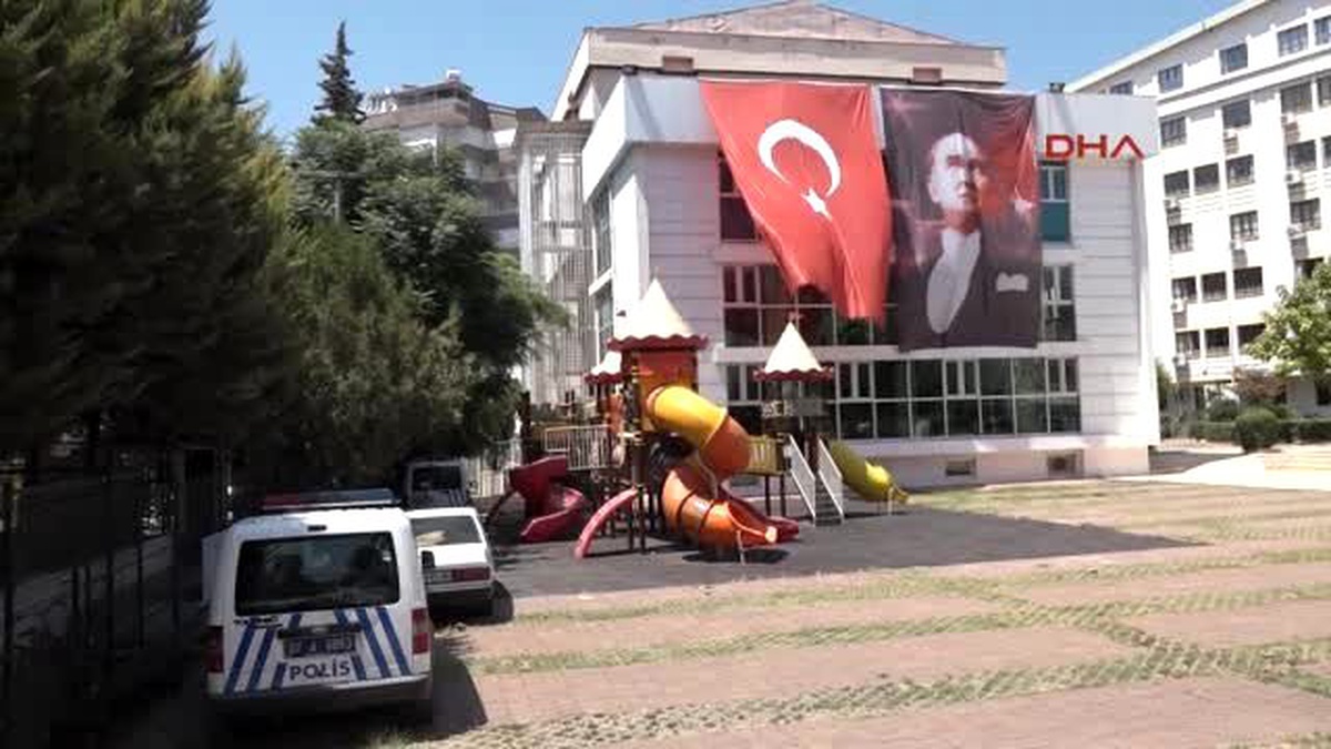 Antalya İmamı\'nın Jakuzili Lüks Hayatı
