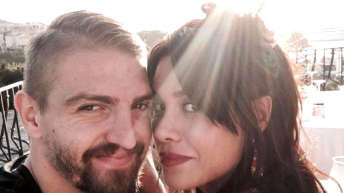 Asena Atalay: Caner'in Mutlu Olmasını İsterim