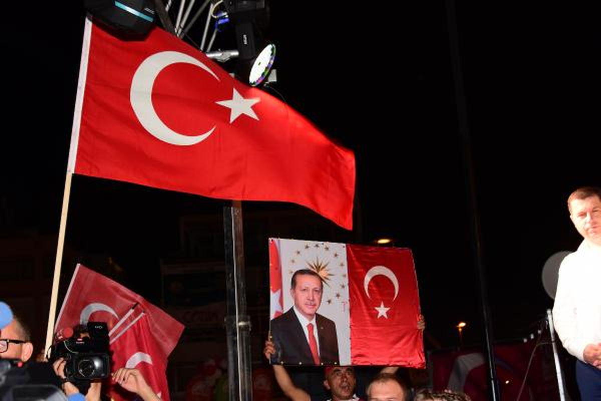 Bakan Eroğlu: Bunlar Bütün Akıllarını 1 Dolara Satmış Hainlerdir