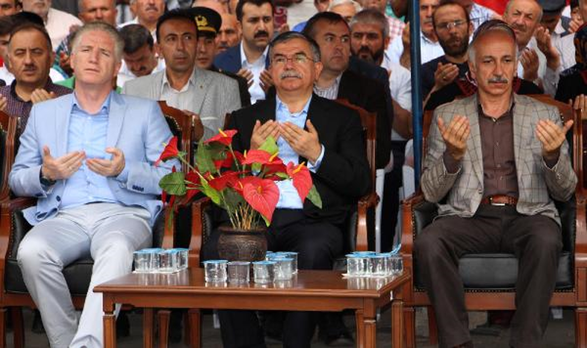 Bakan Yılmaz: Talimatı Başka Yerlerden Alanlar Tasfiye Edilecek (2)