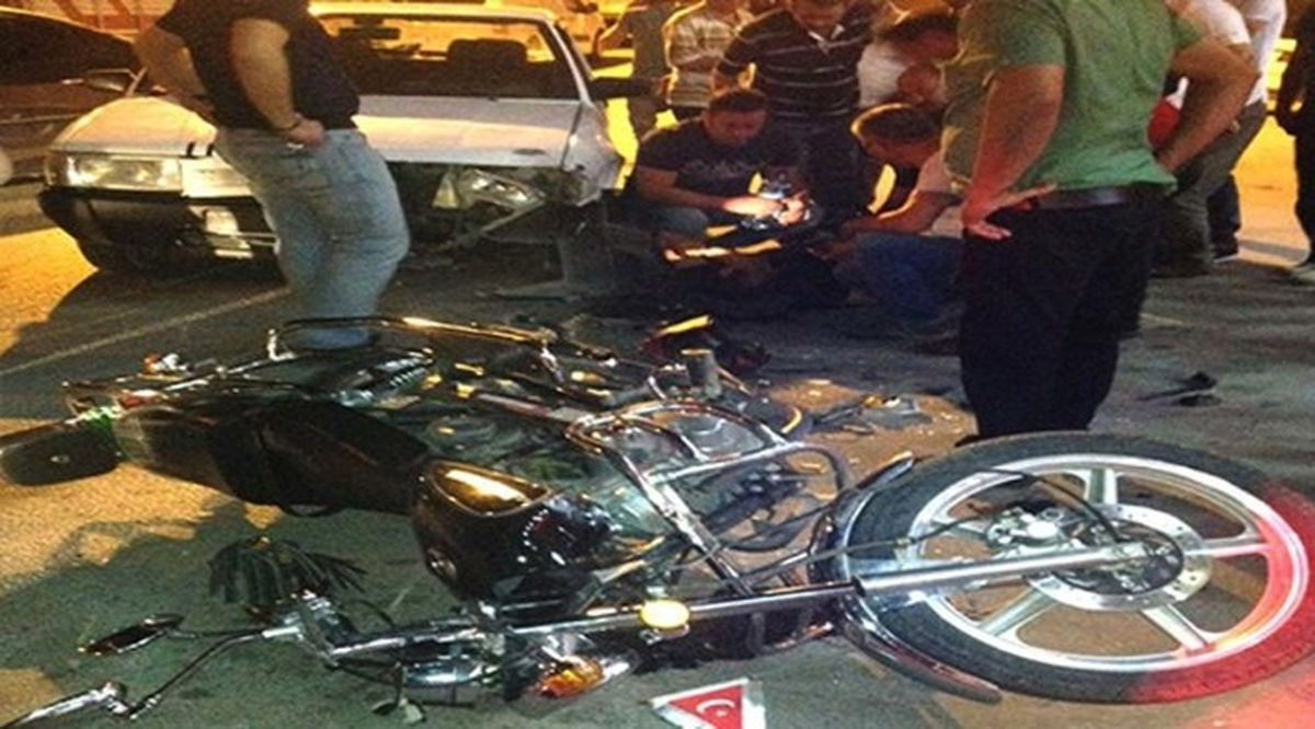 Bilecik\'te Otomobille Motosiklet Çarpıştı: 1 Yaralı