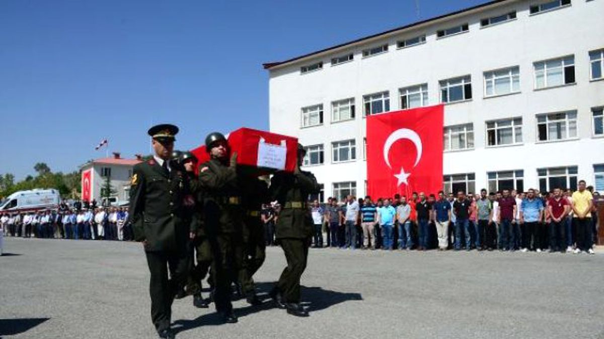 Bitlis Şehidi Törenle Memleketine Uğurlandı