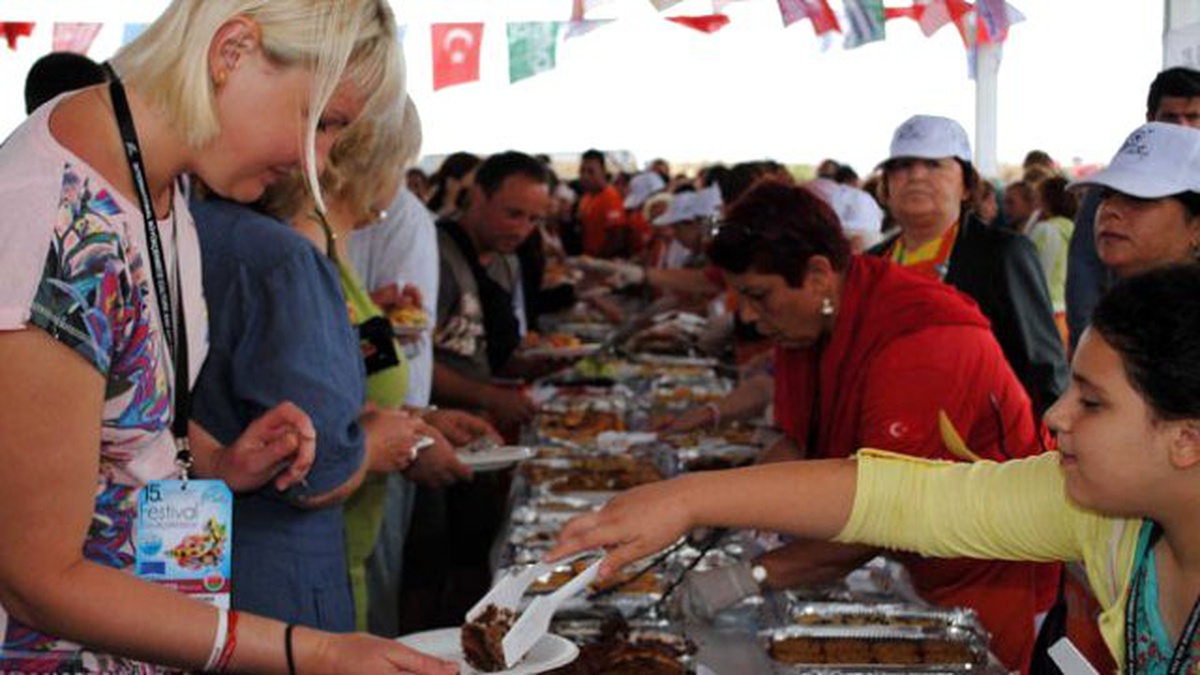 Büyükçekmece Festivali\'nde Türk Yemekleri Sergisi