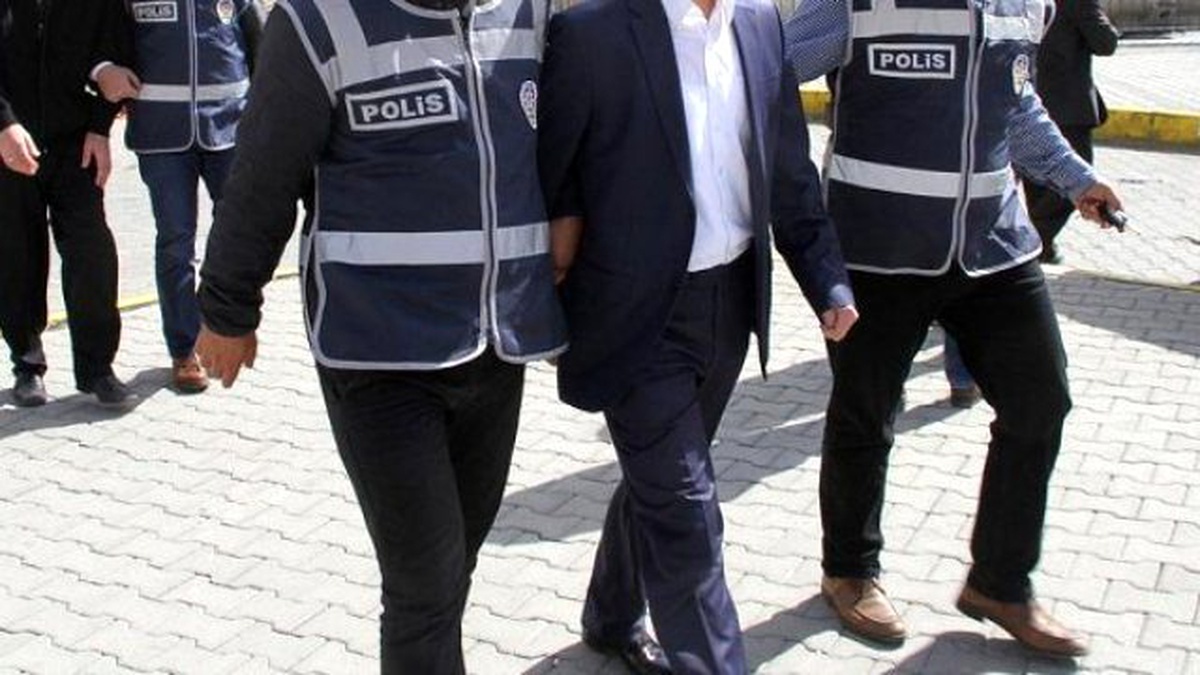 Mersin\'de Fetö/pdy Soruşturmasında 220 Kişi Tutuklandı