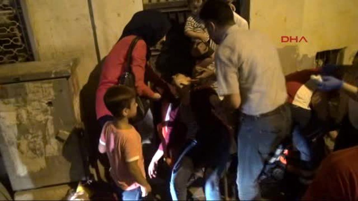 Şanlıurfa\'da Merdiven Çöktü 1 Yaralı