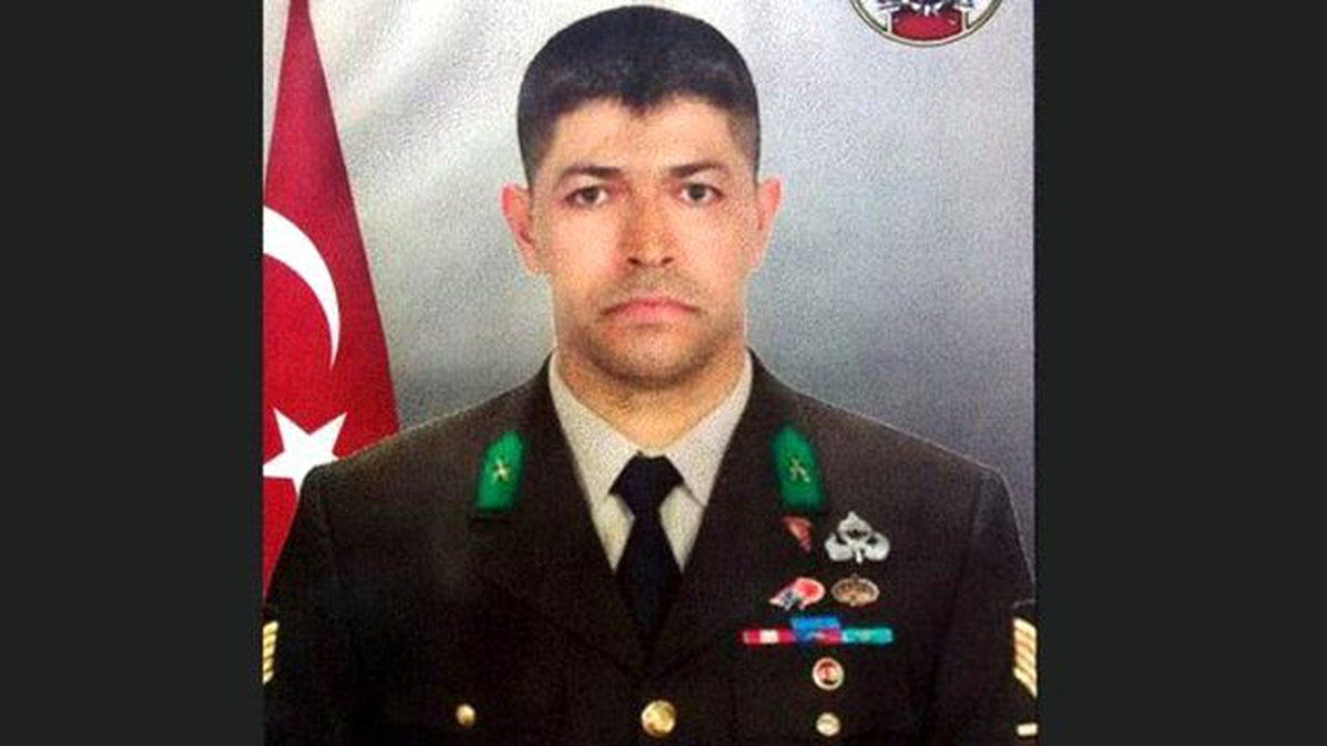 Şehit Astsubay Ömer Halisdemir\'in İsmi Karaman\'da Parka Verildi