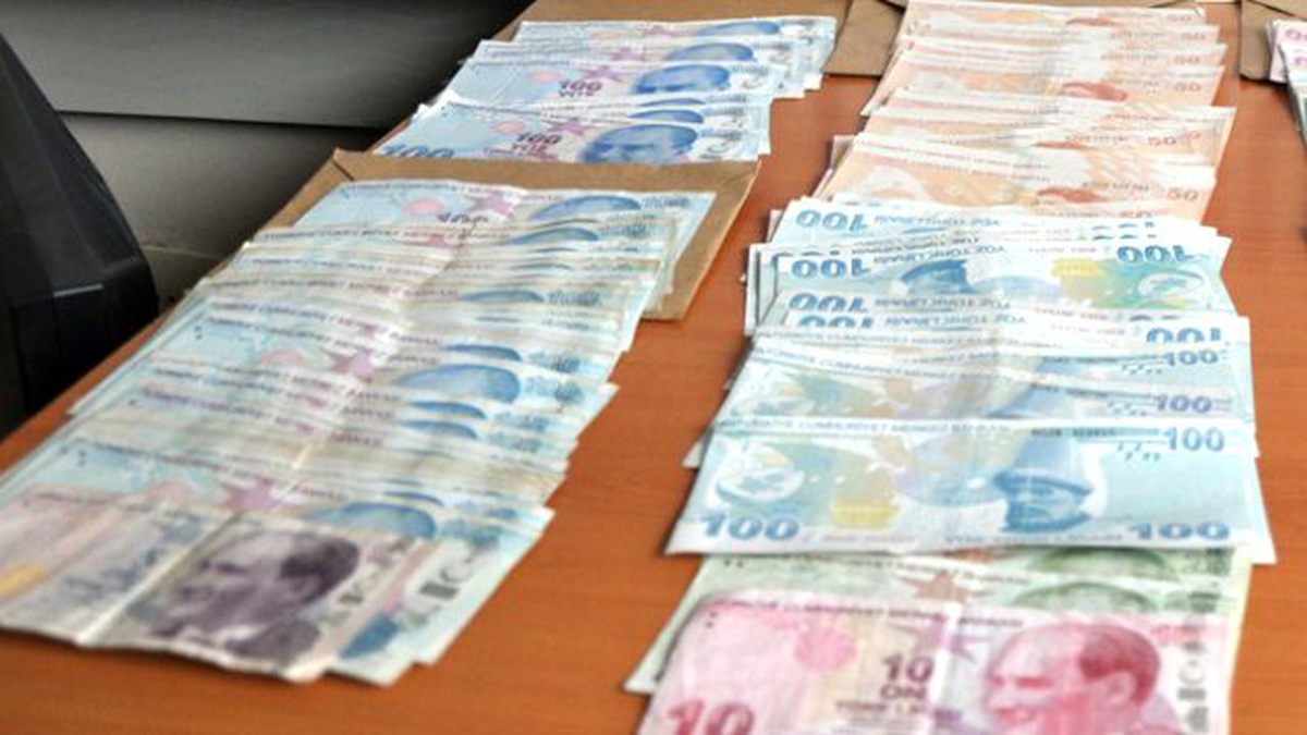 Seyyar Satıcıdan Sahte Para ile Alışveriş Yapan Şüpheli Yakalandı
