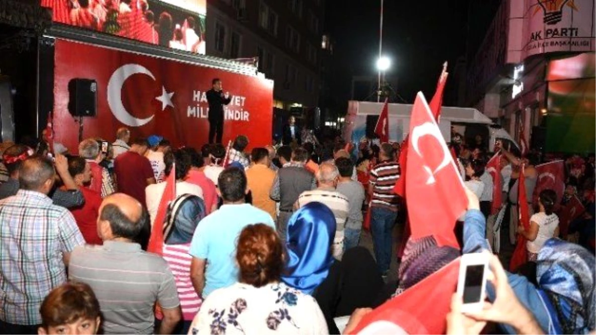 Tuzlalılar Demokrasi Nöbetinde Kardeşliğini Güçlendirdi